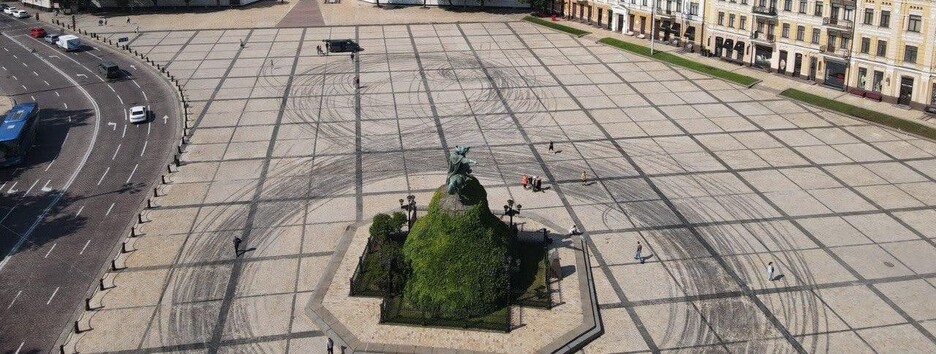 У центрі Києва влаштували перегони заради реклами: КМДА різко відповiла (відео)