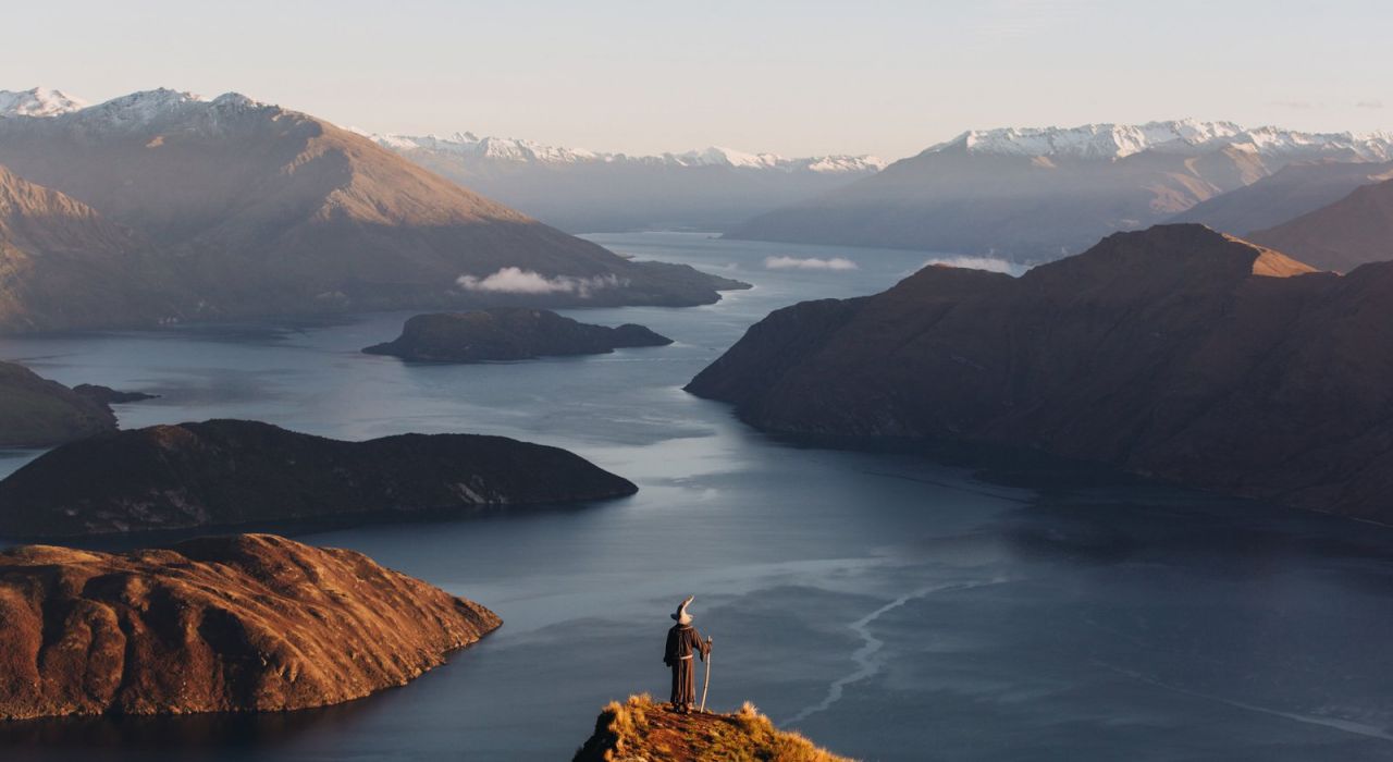 Фотограф путешествует по Новой Зеландии в образе Гэндальфа