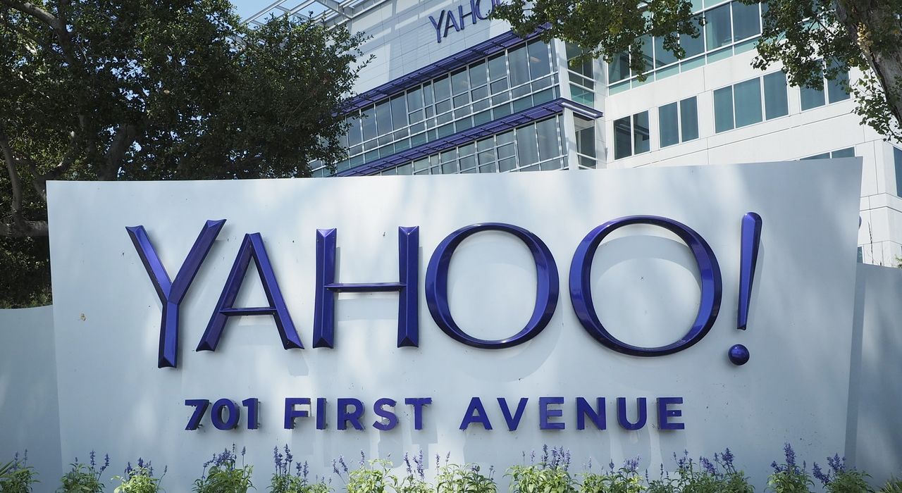 Verizon получил скидку на покупку Yahoo