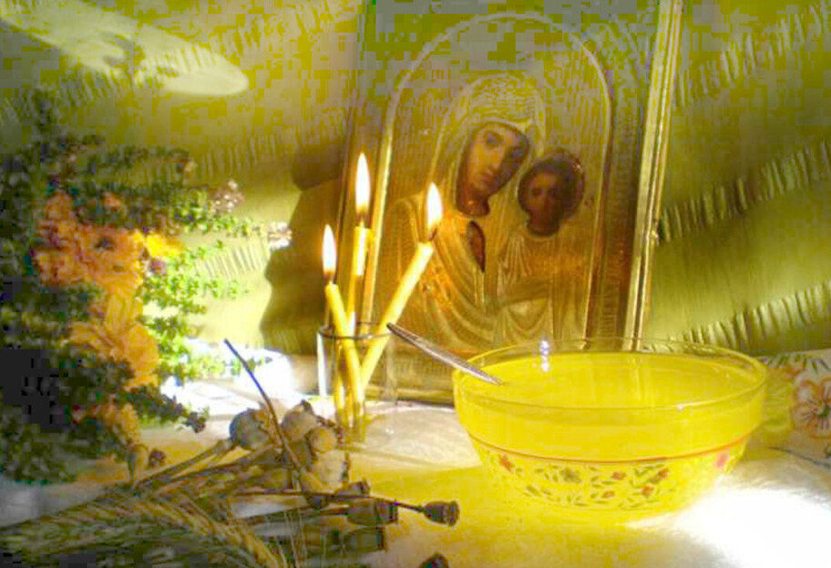 Молитви на Маковий Спас - про що просити в Медовий Спас - фото 1