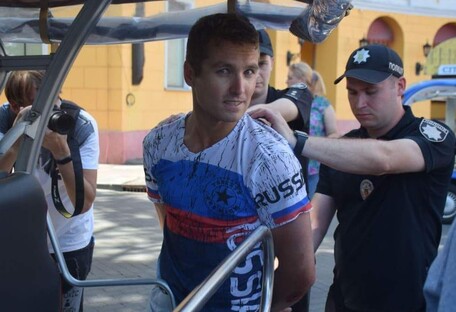 Американец, задержанный в Одессе в футболке 