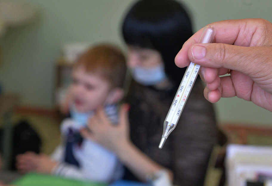 Температура у дитини - Комаровський розповів, коли потрібно збивати температуру - фото 1