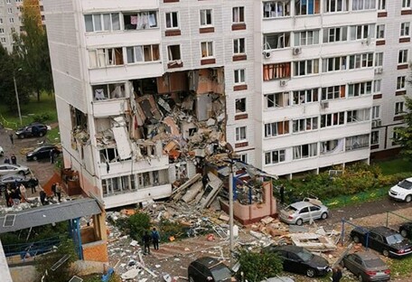 Вибух будинку у РФ зруйнував кілька поверхів: шукають тих, що вижили (фото)