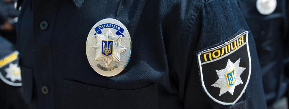 Полицейская рискнула жизнью, чтобы спасти самоубийцу в Киеве (видео)