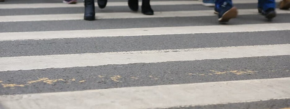 Что нельзя пешеходу: суд уточнил, когда водитель на дороге прав 