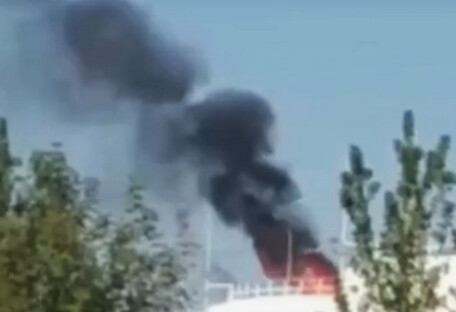 В оккупированном Донецке на нефтебазе произошел взрыв (видео)