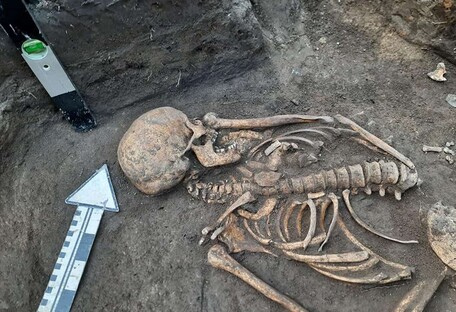 В Каменец-Подольском нашли уникальные останки женщины 