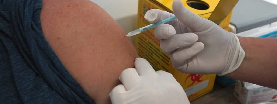 Вакцинация против жесткого карантина: смогут ли избежать локдауна города-миллионники