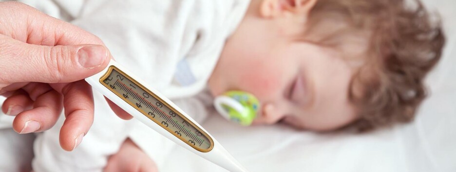 Затяжна температура у дитини: доктор Комаровський розповів, що робити