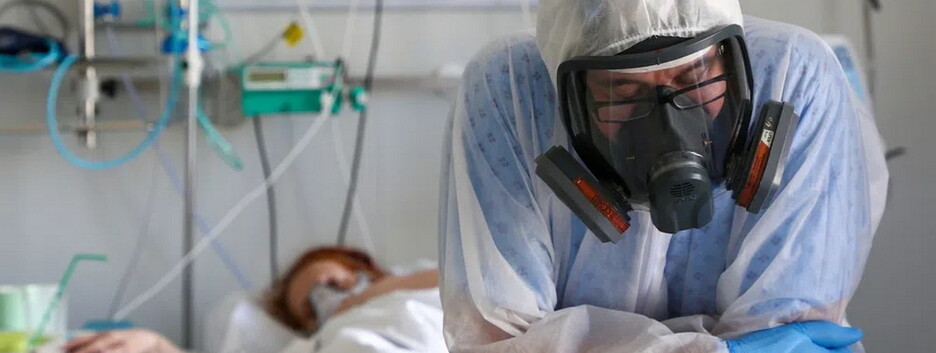 Новий рекорд смертності від COVID-19 в Україні: коли очікується пік спалаху