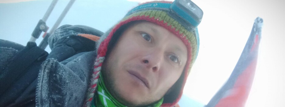 Українець підкорив гору заввишки 8 кілометрів і зробив селфі (фото)