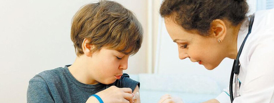 Масова вакцинація дітей в Україні: Ляшко назвав умову