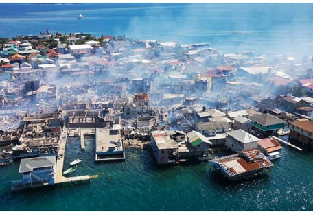 Масштабна пожежа знищила сотні будинків на карибському курорті (відео)