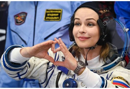 Росія вперше в світі відправила у космос актрису - зніматимуть кіно (відео)