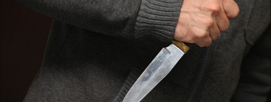 Заступился за беременную: в Киевской области тяжело ранили таксиста