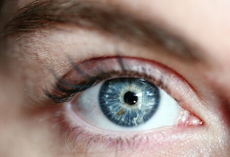 Как сохранить зрение и замедлить процесс старения глаза: советы медиков
