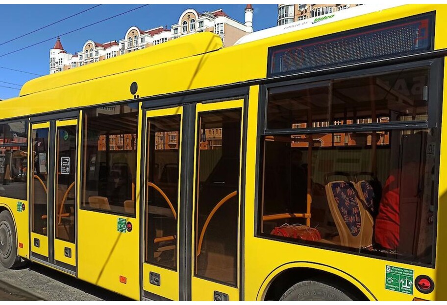 В Киеве поднимут цены за проезд в коммунальном транспорте - что известно - фото 1