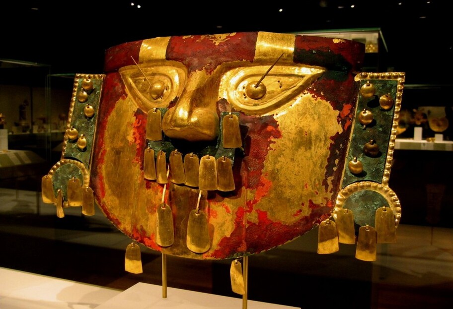 Археологи розгадали таємницю стародавньої маски з Перу – фото - фото 1