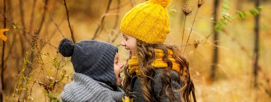 Як одягнути дитину на прогулянку: лікар Комаровський спростував популярні міфи 