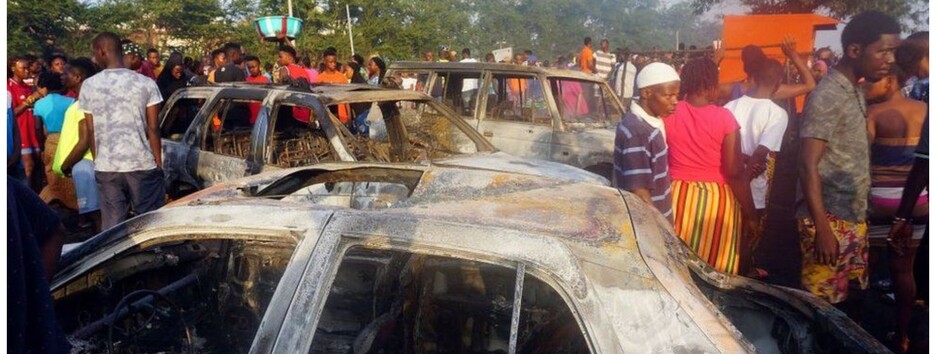 У Сьєрра-Леоні через вибух бензовозу загинуло понад 100 людей (відео)