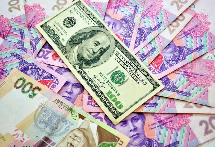 Курс валют в Україні - у листопаді гривня зростатиме і надалі - прогноз експертів - фото 1