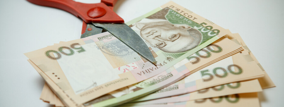 Коли долар може злетіти до 100 гривень: експерт назвав умову різкого падіння гривні