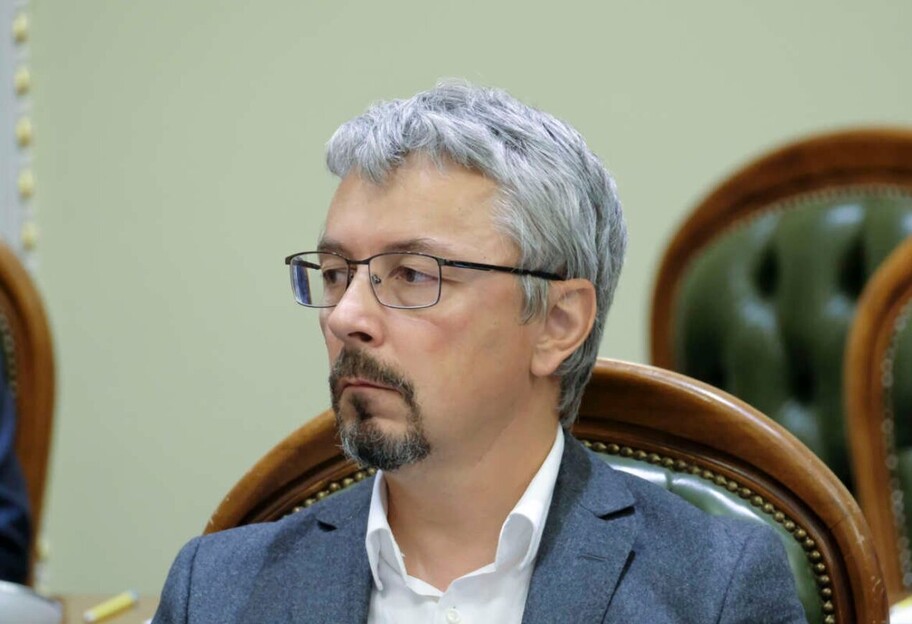 Отставка Ткаченко - стало известно, почему глава Минкульта уходит в отставку - фото 1