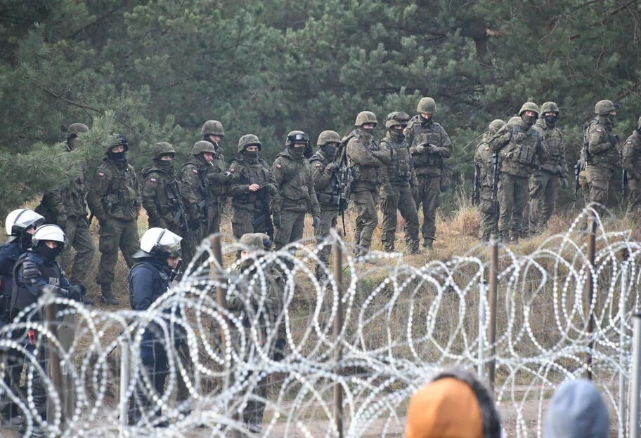 Ситуація на кордоні з Польщею - мігранти прорвалися з Білорусі до країни - фото 1