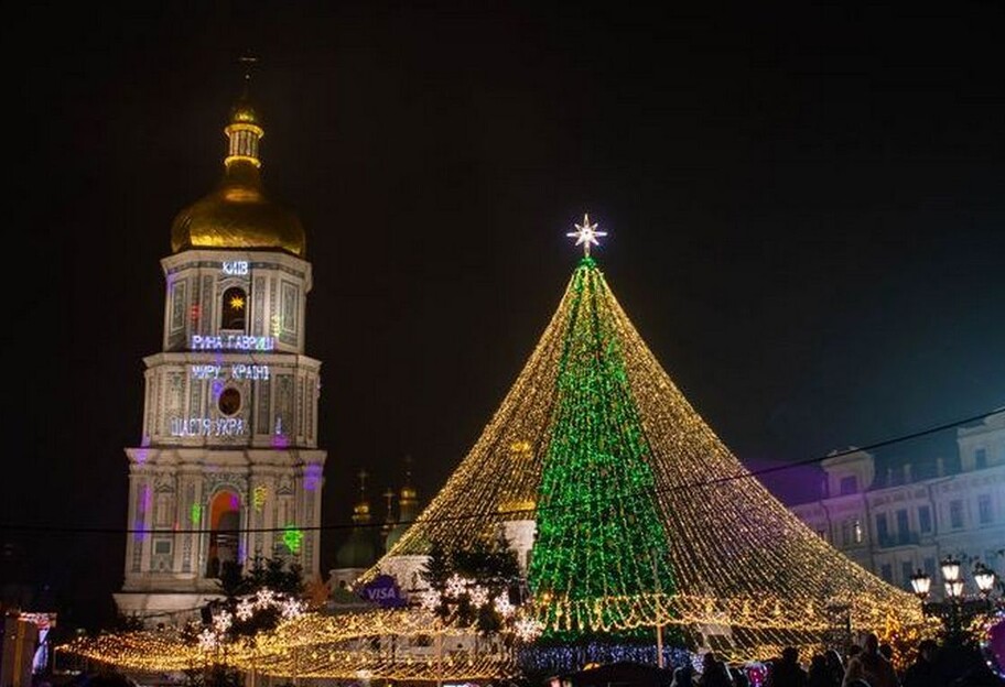 Елка на Новый год в Киеве будет украшена в стиле Рождества  - фото 1