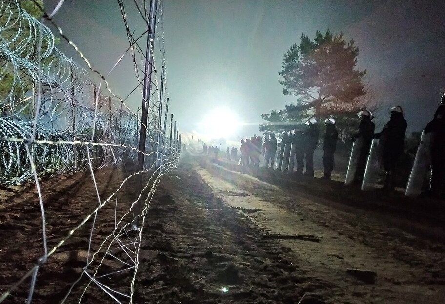 На границе с Польшей нашли мертвого беженца - фото 1