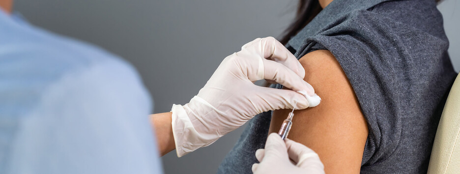 Як підготуватися до щеплення від коронавірусу: порада лікаря