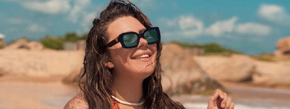 Схудла солістка Kazka здивувала формами: фото в одному рушнику