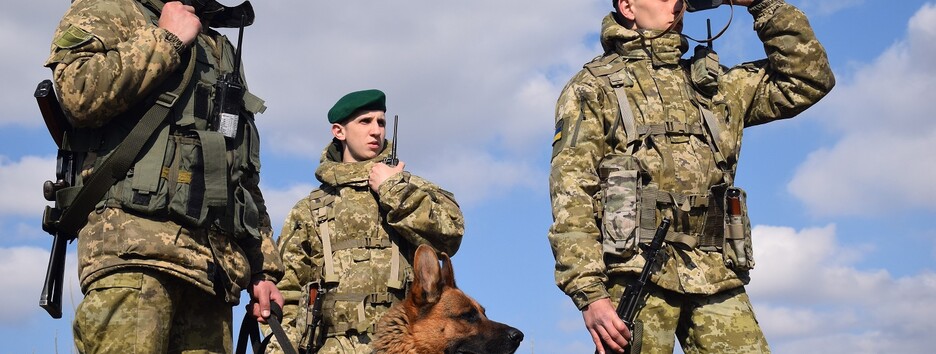 Стрелять и применять технику: пограничники получили новые полномочия