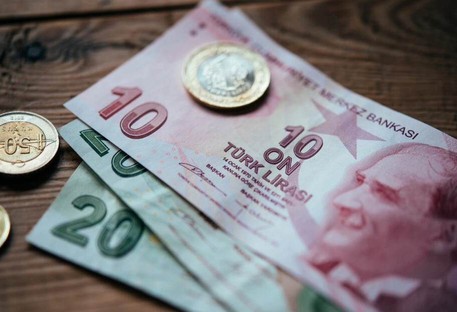 Турецкая лира обвалилась, отдых в Турции будет дешевле - подробности - фото 1