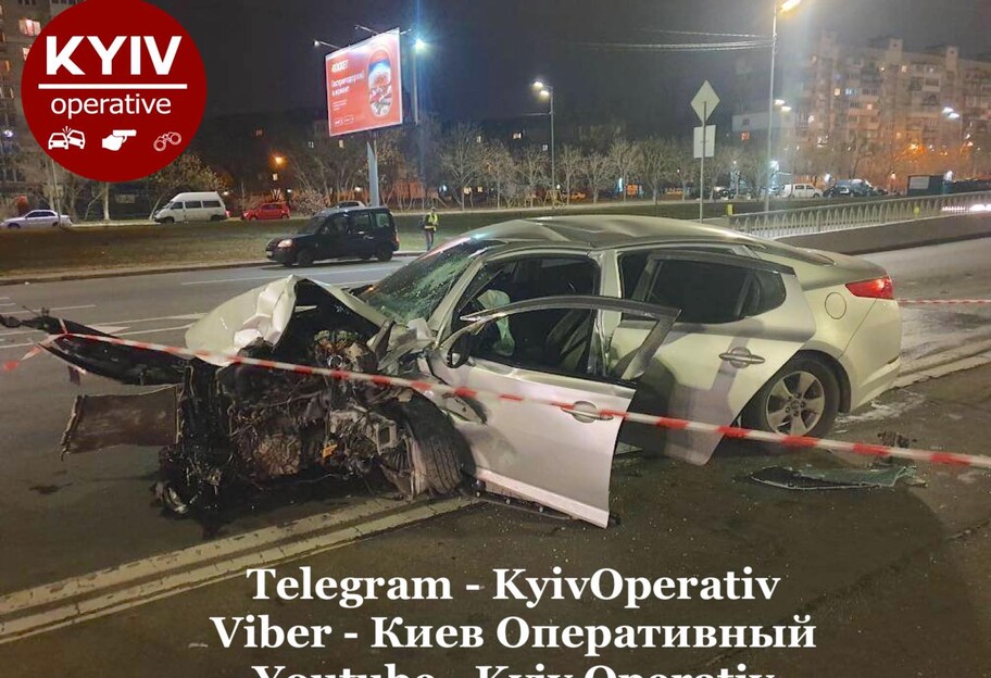 ДТП в Киеве – столкнулись Киа, грузовик и Шкода – погиб один из водителей – фото - фото 1