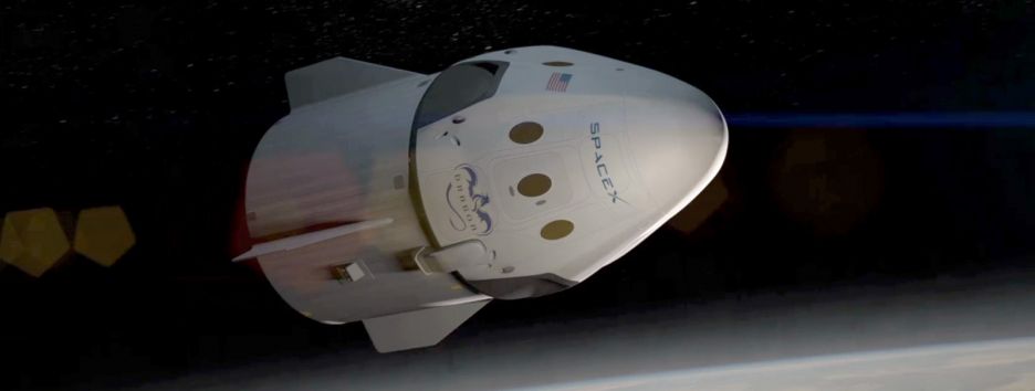 SpaceX рассказала о первом полёте туристов к Луне в 2018 году