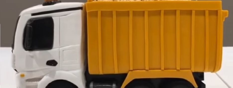 В Гонконге сделали съедобный радиоуправляемый самосвал