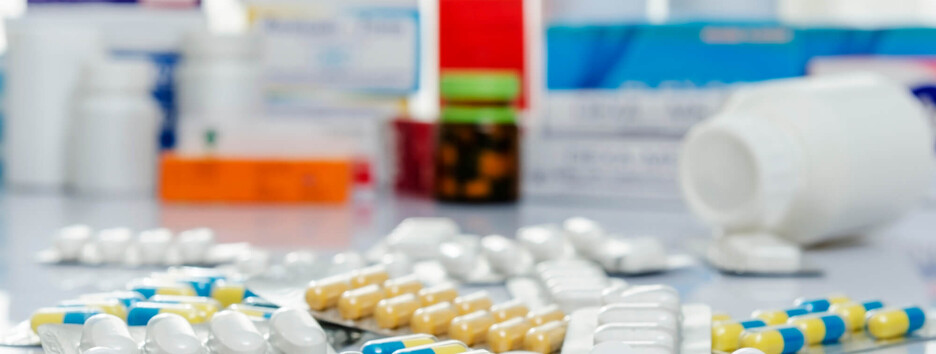 В Раде хотят ограничить покупку лекарств онлайн – подробности