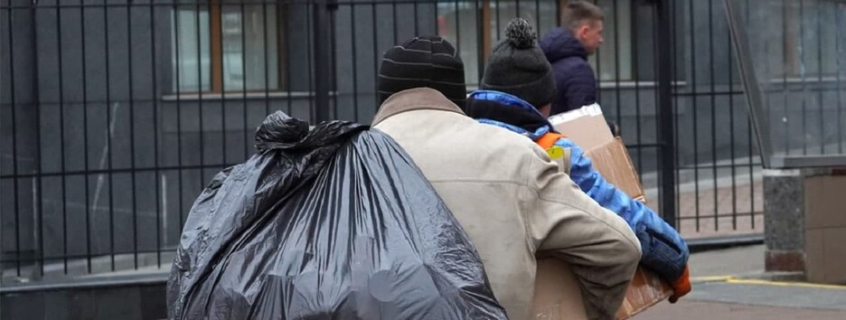 Економікою керують психологічні моменти в головах людей, а половину держбюджету з'їдять борги - інтерв'ю з екс-міністром Володимиром Лановим