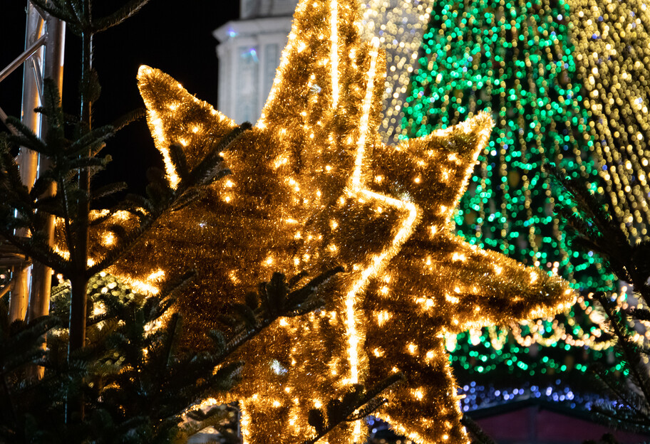 Новый год в Киеве - когда зажгут главную елку, что будет на Софийской площади - фото 1