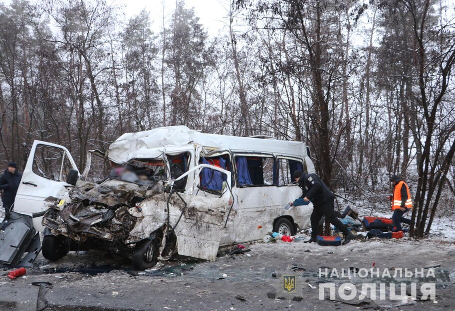 ДТП в Черниговской области – 13 погибших, 6 травмированных – фото, видео - фото 1