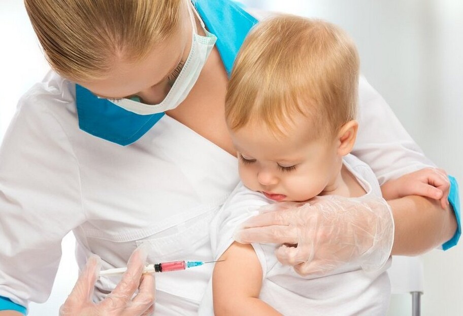 Вакцинация в Украине - прививку от пневмококка могут сделать бесплатной  - фото 1