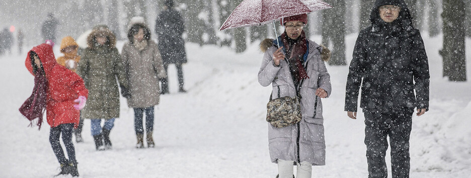 Морозы и снегопад: когда украинцам ждать сугробов по колено 