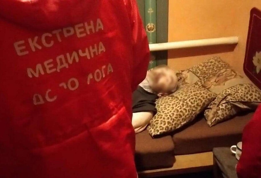 На Київщині врятували пенсіонера, який пролежав на підлозі три дні, відео - фото 1