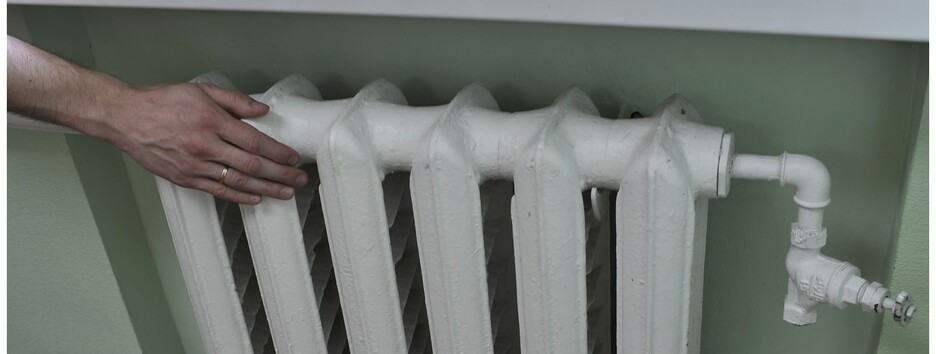 Киевлянам рассказали, куда обращаться, если в квартире холодно