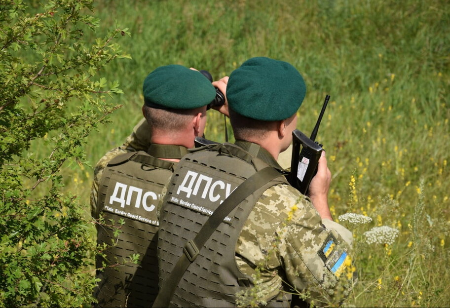Проверки на границе Украины - с 15 декабря пограничники получили новые полномочия - фото 1