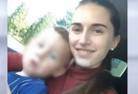 Увидела впервые за 2,5 года: мать вернула сына, похищенного экс-мужем (видео)