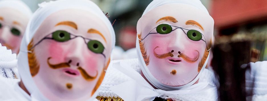Карнавал в Бенше: диковинные персонажи бельгийского праздника