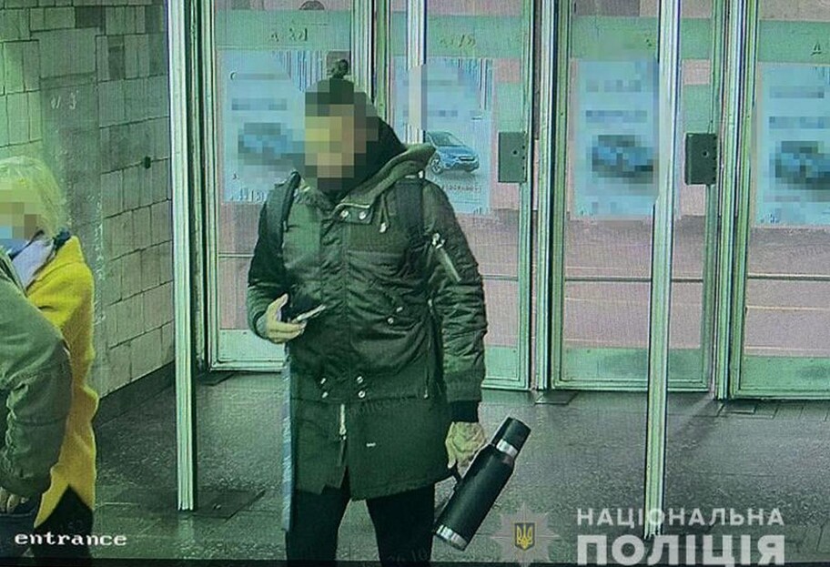У Києві в метро іноземець побив пасажирку – йому загрожує в'язниця - фото 1