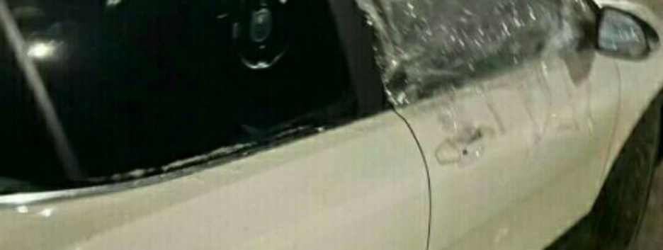 Другий випадок за добу: у Києві грабують дівчат в авто на світлофорі